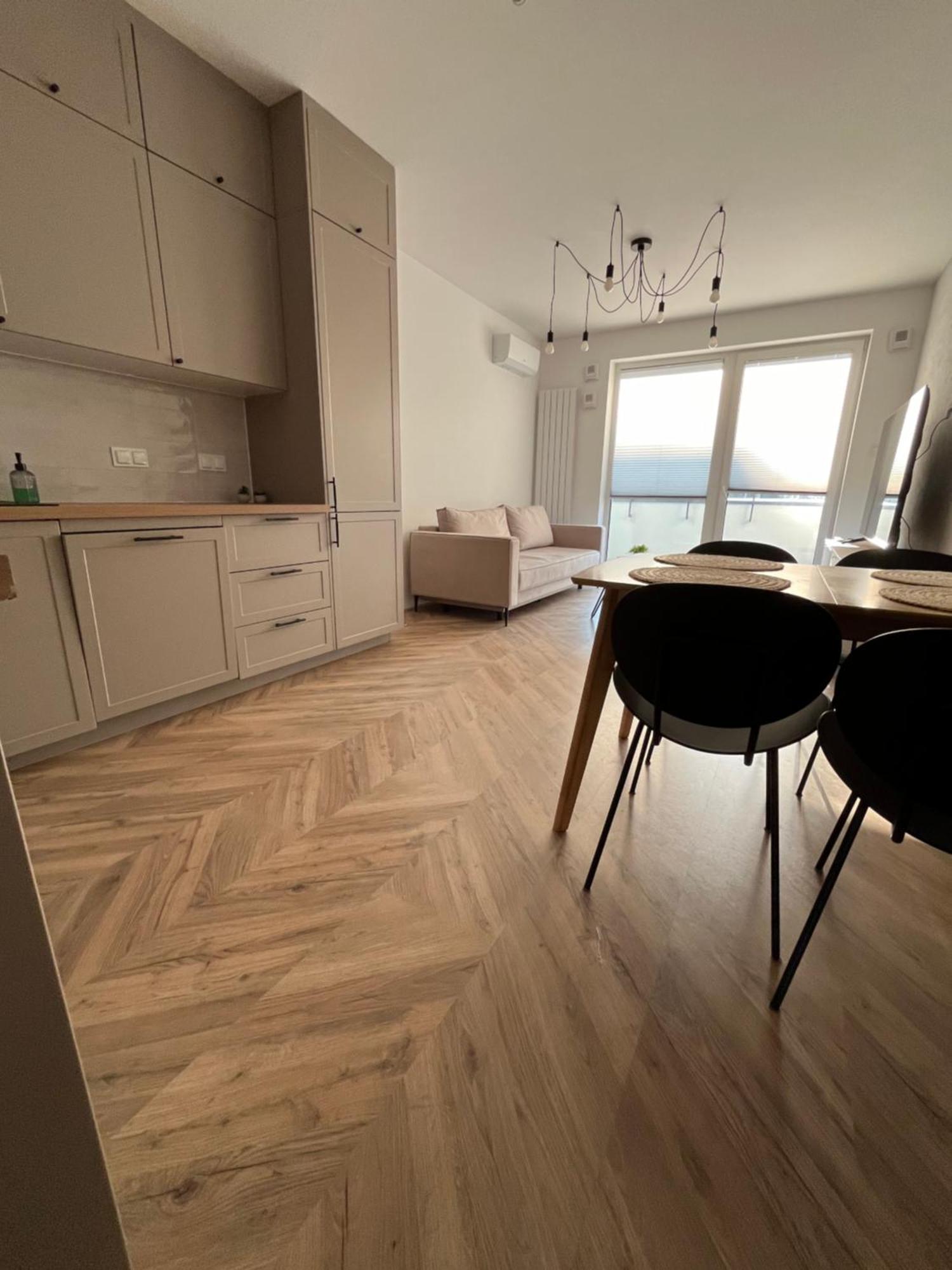 Apartament Beautiful Airport Workation 6 Persons 24 H Check In *