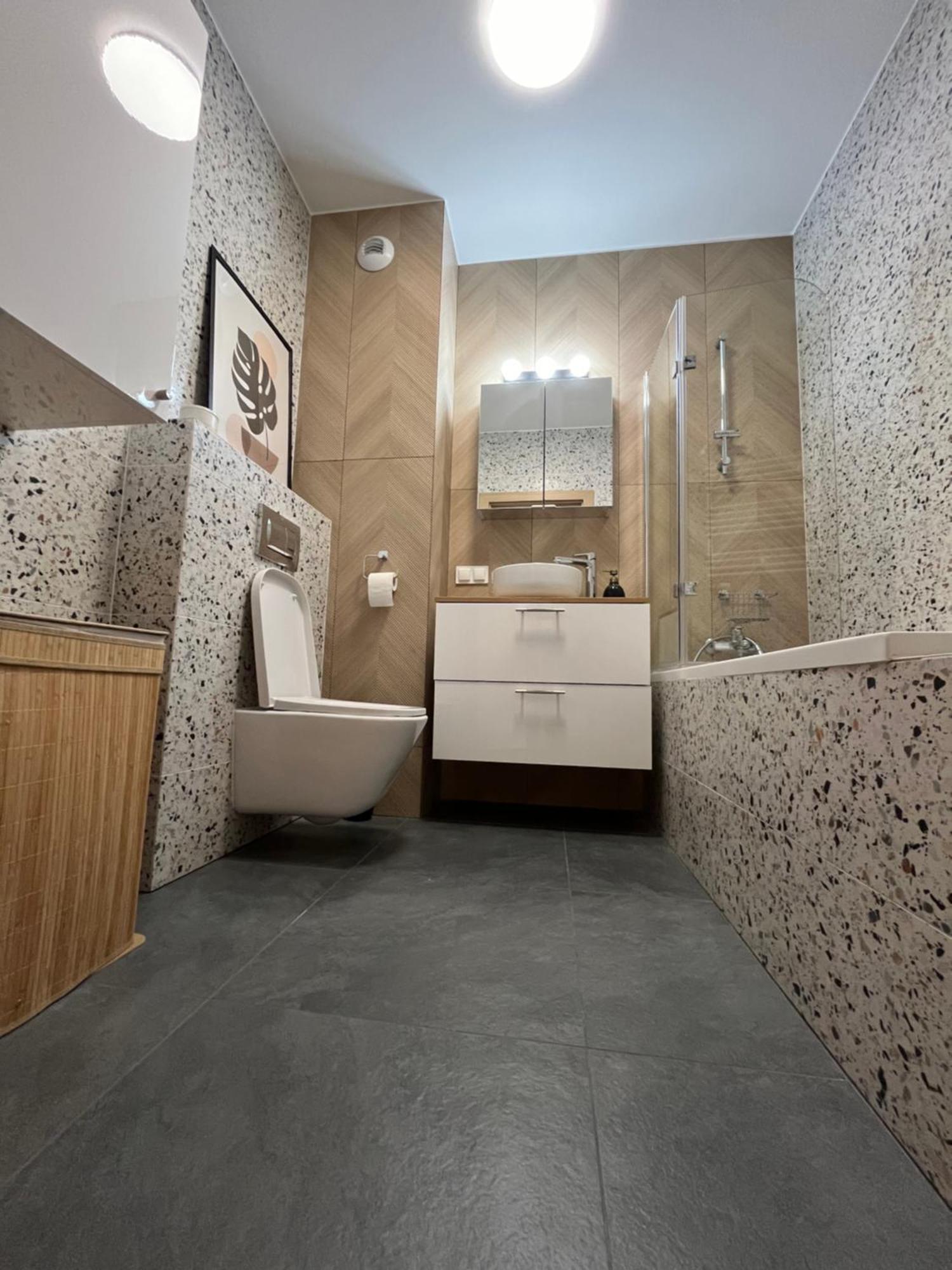 Beautiful Airport Workation 6 Persons 24 H Check In Apartament *