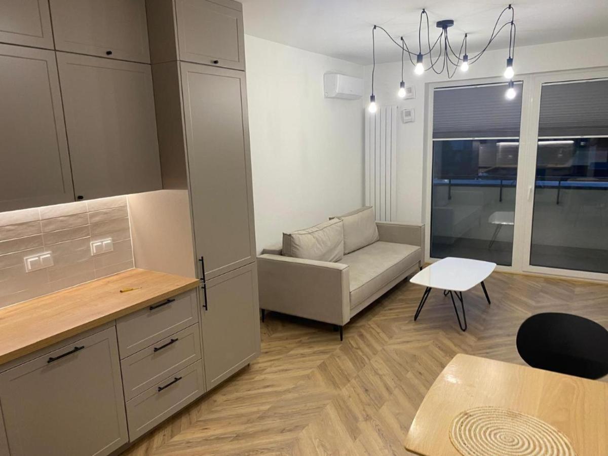 Beautiful Airport Workation 6 Persons 24 H Check In *
